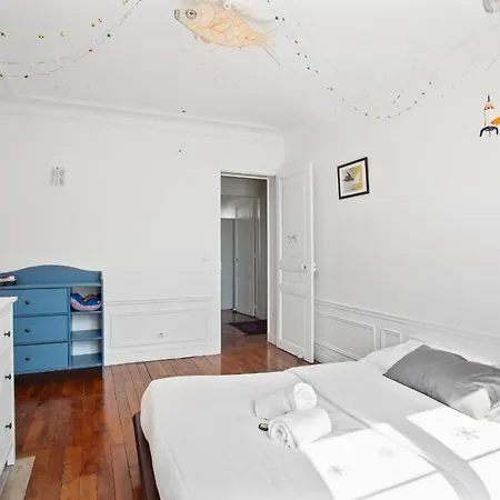 Apartamento Charming 2br Apt In By Guestready