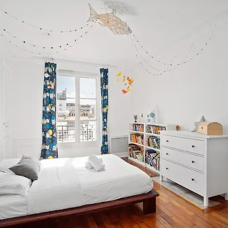 Charming 2br Apt In By Guestready * Paris